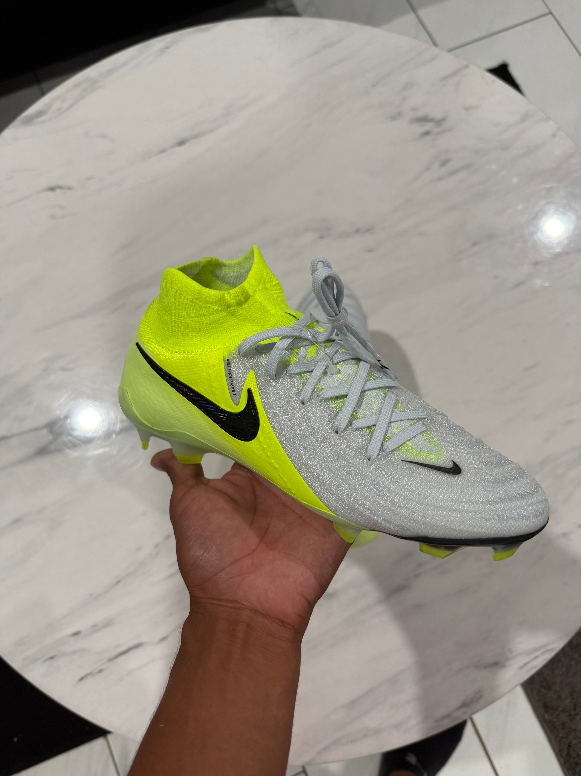 Phantom Luna 2 Elite “Mad Voltage Pack”