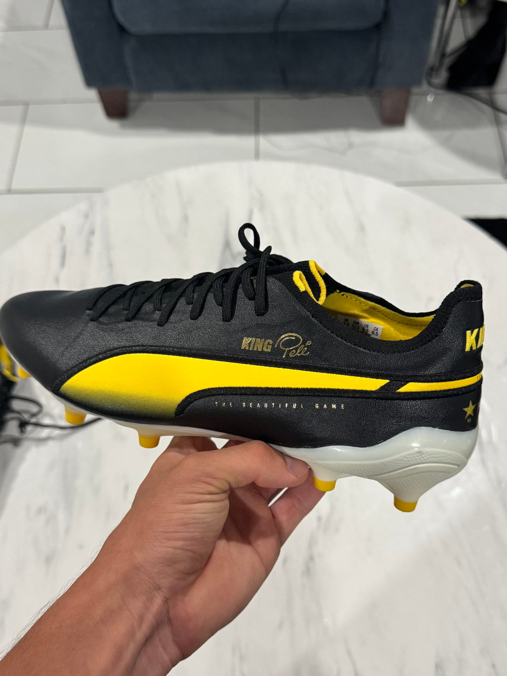 Puma King Ultimate Pele
