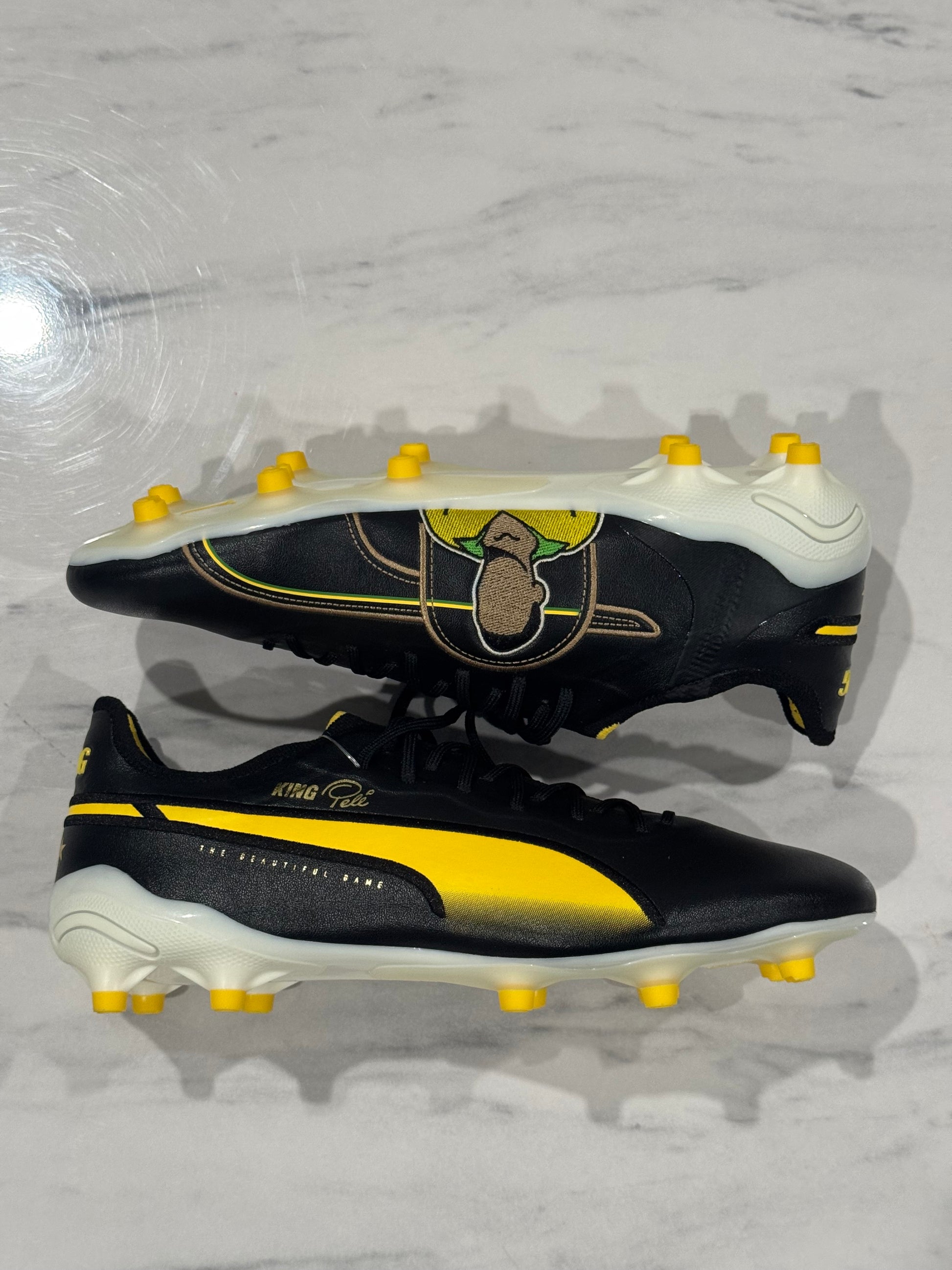 Puma King Ultimate Pele